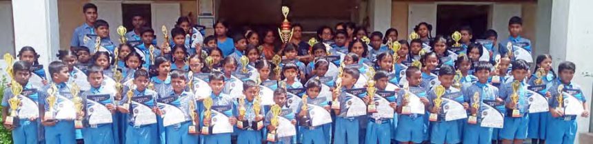 பெரியார் நூற்றாண்டு நினைவு மெட்ரிக் மேல்நிலைப் பள்ளி மாணவர்கள் சிலம்பப் போட்டியில் வரலாற்றுச் சாதனை தமிழ்நாடு