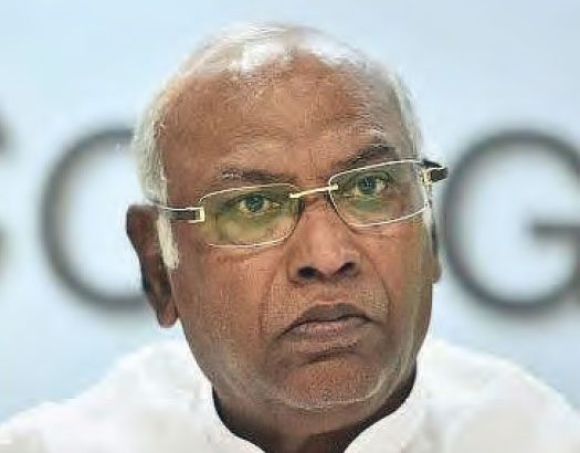நாட்டுக்காக காங்கிரஸ் மக்களிடம் நன்கொடை காங்கிரஸ் தலைவர் கார்கே பிரச்சாரம் இந்தியா