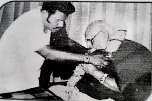 ஞாயிறு மலர்