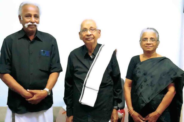 ஞாயிறு மலர்