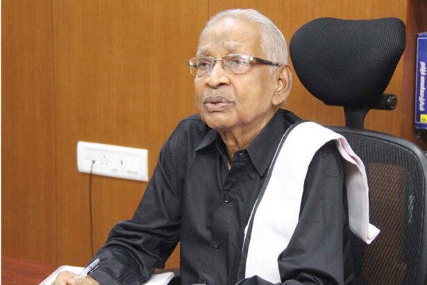 ஆசிரியர் அறிக்கை
