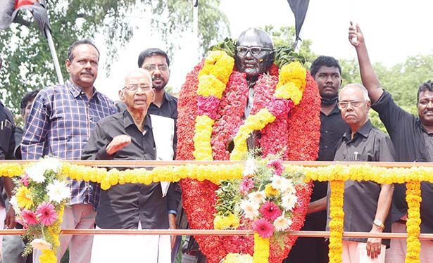 ஆசிரியர் உரை