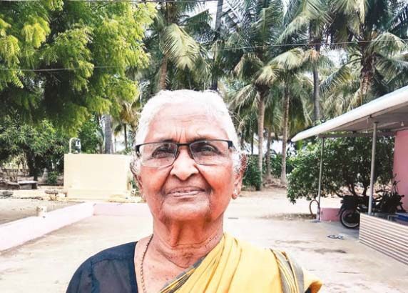 ஞாயிறு மலர்