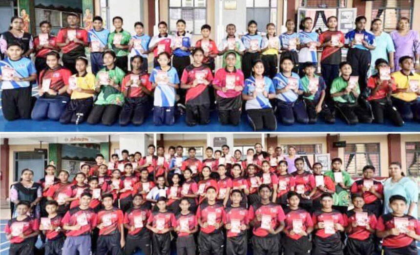 மலேசிய தமிழ் மாணவர்களுக்கு புரட்சிக்கவிஞர் பாரதிதாசன் நூல்கள் அன்பளிப்பு திராவிடர் கழகம்
