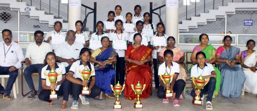 பெரியார் பாலிடெக்னிக் மாணவிகள் மண்டல விளையாட்டுப் போட்டியில் சாதனை தமிழ்நாடு
