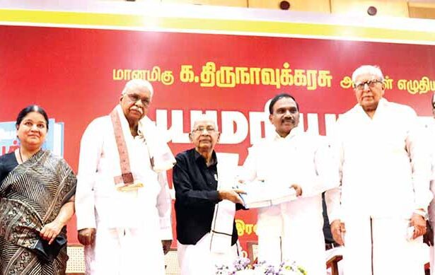 ‘‘சுயமரியாதை இயக்க வரலாறு’’ நூல்களை வெளியிட்டார் தமிழர் தலைவர் ஆசிரியர் தமிழ்நாடு, திராவிடர் கழகம்