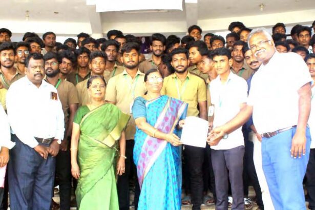 கழகம், தமிழ்நாடு