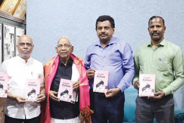 ‘‘தந்தை பெரியார் சிந்தனைகள்’’ (Thoughts of Periyar) ஆங்கிலம், ஹிந்தி நூலினை வெளியிட்டார் தமிழர் தலைவர் ஆசிரியர்! திராவிடர் கழகம்