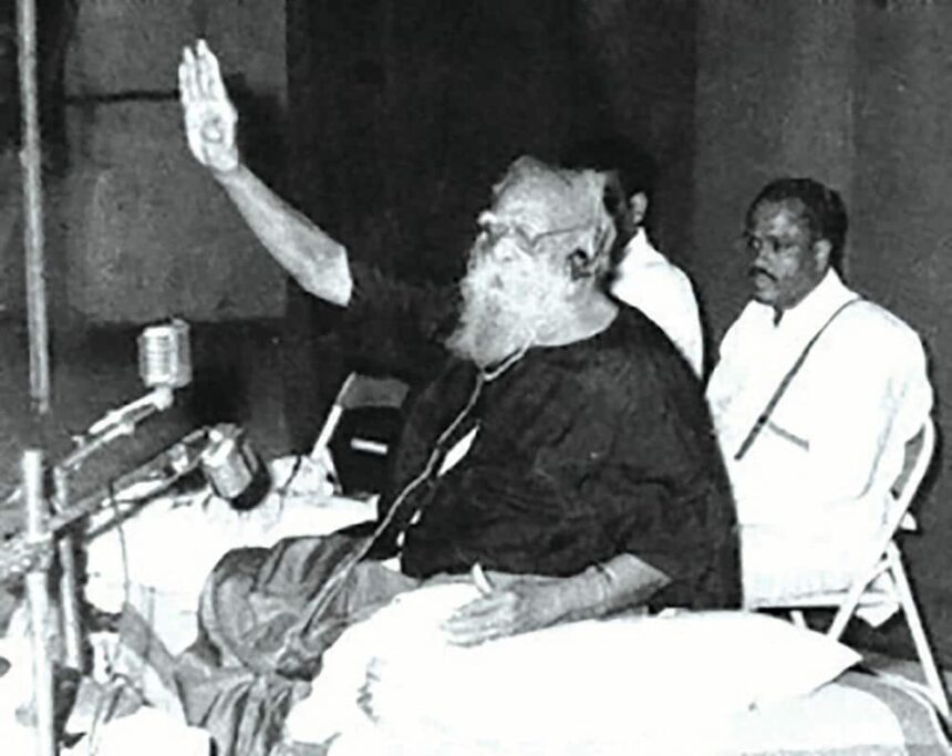 கட்டுரை, ஞாயிறு மலர்