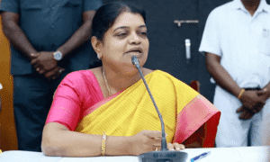 ஆசிரியர் விடையளிக்கிறார், ஞாயிறு மலர்