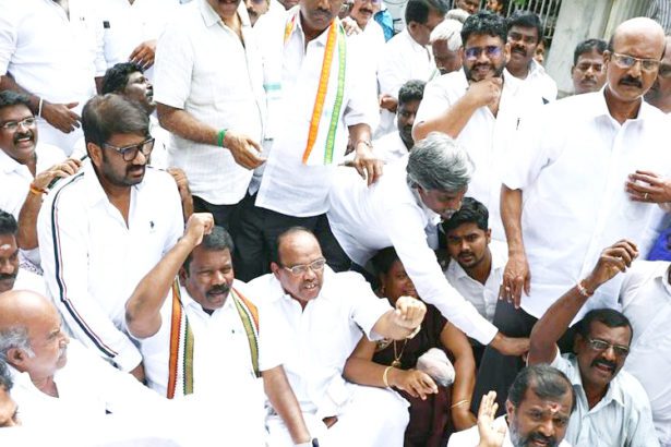 சாலை மறியல்