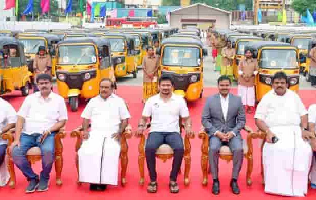 உத­ய­நிதி ஸ்டாலின்