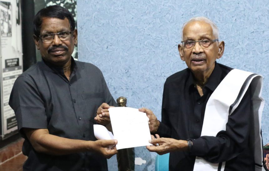 விடுதலை சந்தா தமிழர் தலைவர் ஆசிரியர் கி.வீரமணி அவர்களிடம் வழங்கினார் திராவிடர் கழகம்