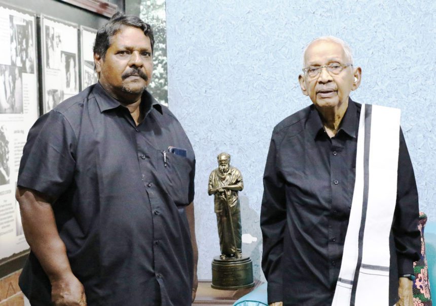 அரூர் கழக மாவட்டத் தலைவர் அ.தமிழ்ச்செல்வன் நன்கொடை