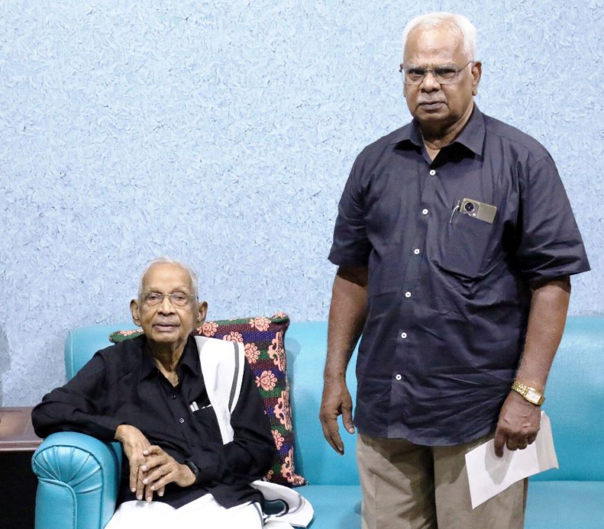 பகுத்தறிவாளர் கழகம் மாநில பொதுச் செயலாளர் ஆ.வெங்கடேசன் நன்கொடை