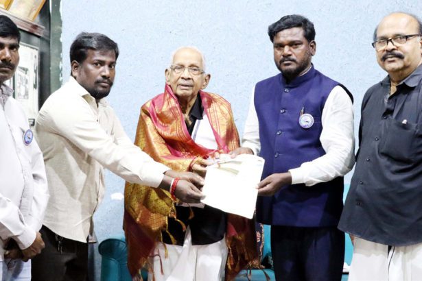 இந்திய ரூபாயில்