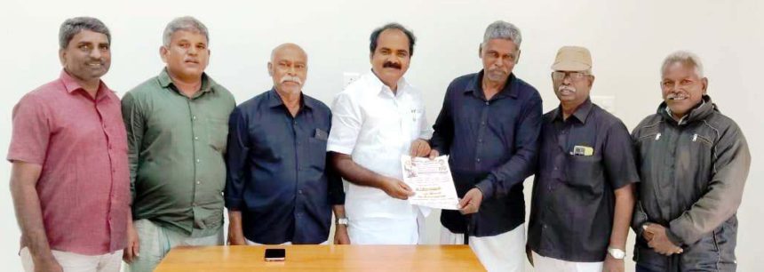 ஆலங்குடியில் தொடர் பரப்புரை கூட்டத்தின் அழைப்பிதழை திராவிடர் கழகம்