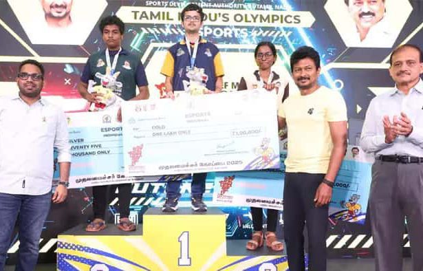 உத­ய­நிதி ஸ்டாலின்