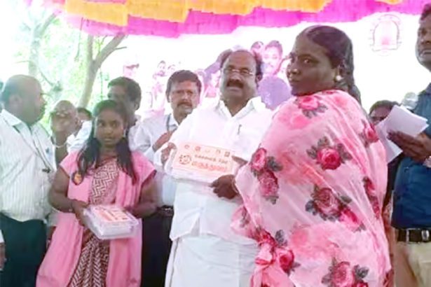 மாவட்டம் சாதனை