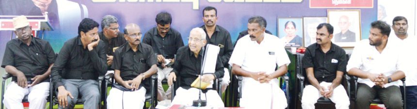 ஆசிரியர் உரை