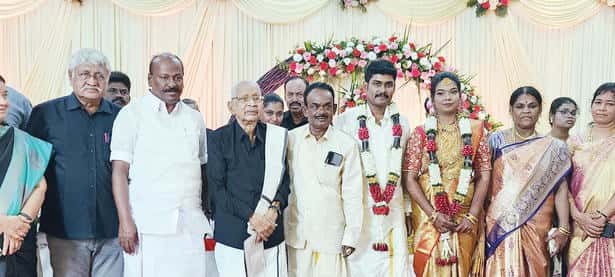 சே.மெ. மதிவதினி