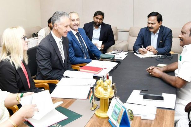 அமைச்சர் கோவி. செழியன்