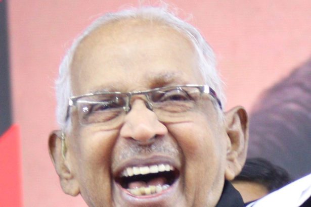 கொள்கையில் சிங்கம்