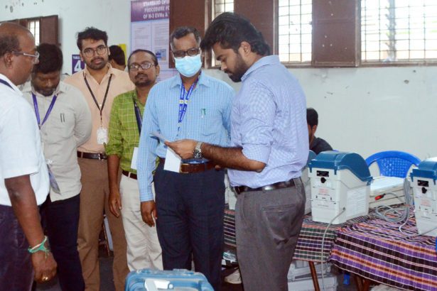 சரிபார்ப்புப் பணி