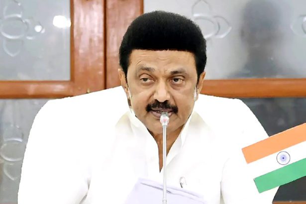 மாவட்டச் செயலாளர்களுக்கு