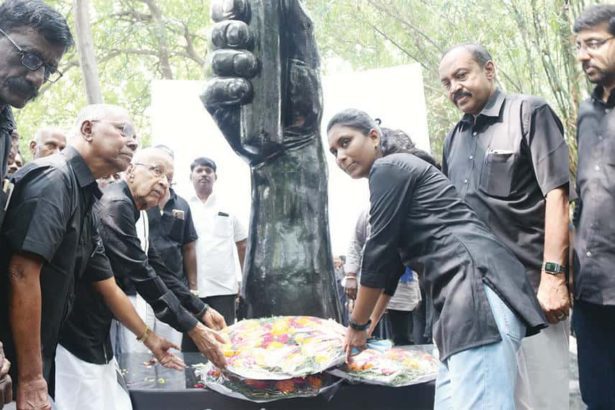 கலி.பூங்குன்றன்