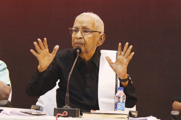 சென்னை சிறப்புக் கூட்டத்தில்