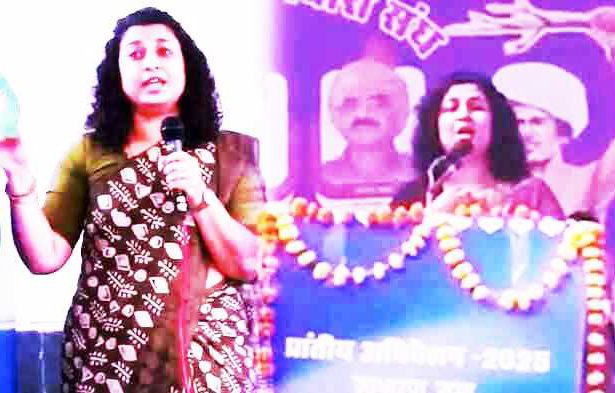 அய்.ஏ.எஸ். அதிகாரியின் பேச்சு