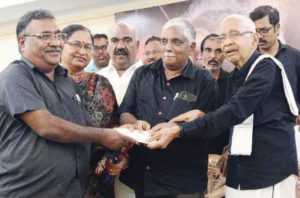 விழுப்புரம், உளுந்தூர்பேட்டையில் ‘பெரியார் உலக’த்திற்குத் தமிழர் தலைவரிடம் நன்கொடை வழங்கினர் (16.12.2025) நன்கொடை