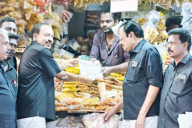 கடைவீதிப் பிரச்சாரம்