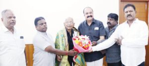 கருநாடக மாநிலம் பெங்களூருவில் சுயமரியாதை இயக்க நூற்றாண்டு நிறைவு மாநாடு கன்னடம், ஆங்கிலம், தமிழ் ஆகிய மும்மொழிகளில் நடைபெற்றது! ஆசிரியர் உரை