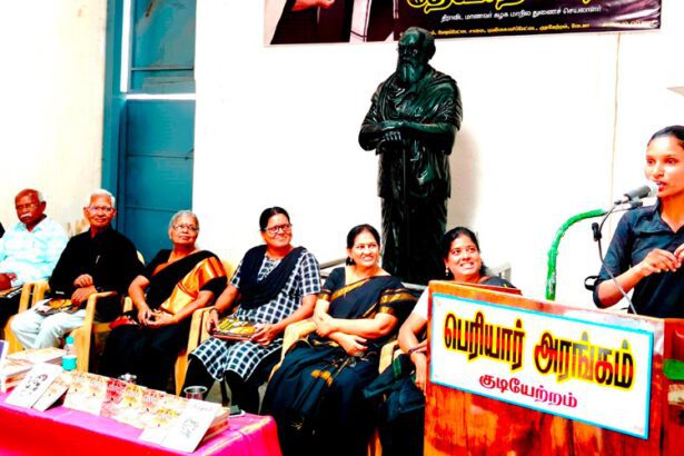 ஓவியா அன்புமொழி