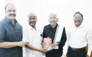 கருநாடக மாநிலம் பெங்களூருவில் சுயமரியாதை இயக்க நூற்றாண்டு நிறைவு மாநாடு கன்னடம், ஆங்கிலம், தமிழ் ஆகிய மும்மொழிகளில் நடைபெற்றது! ஆசிரியர் உரை