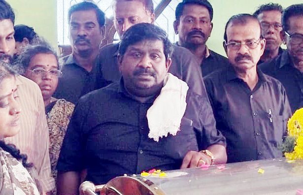 அடக்கம் செய்தனர்