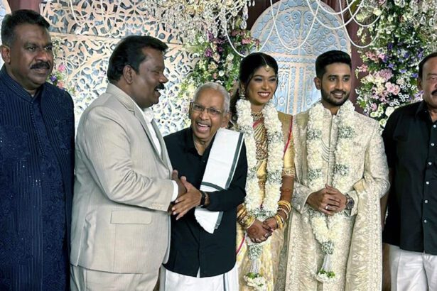 அக் ஷயா பிரியா - டாக்டர் ஆர்ஜன் ராயர்