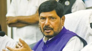 ஆசிரியர் விடையளிக்கிறார், ஞாயிறு மலர்