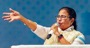ஆசிரியர் விடையளிக்கிறார் ஆசிரியர் விடையளிக்கிறார், ஞாயிறு மலர்