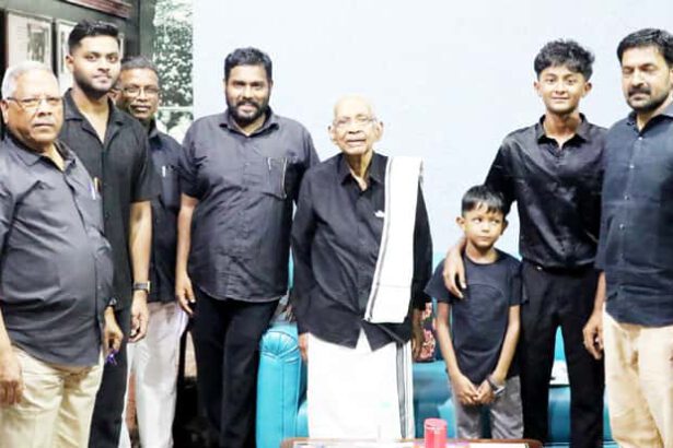 இந்தியா