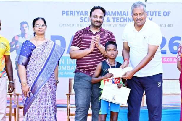 ஆசிரியர் அறிக்கை