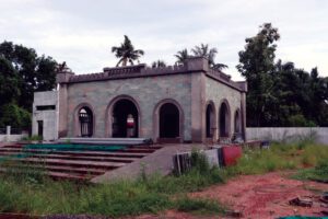கட்டுரை, ஞாயிறு மலர்