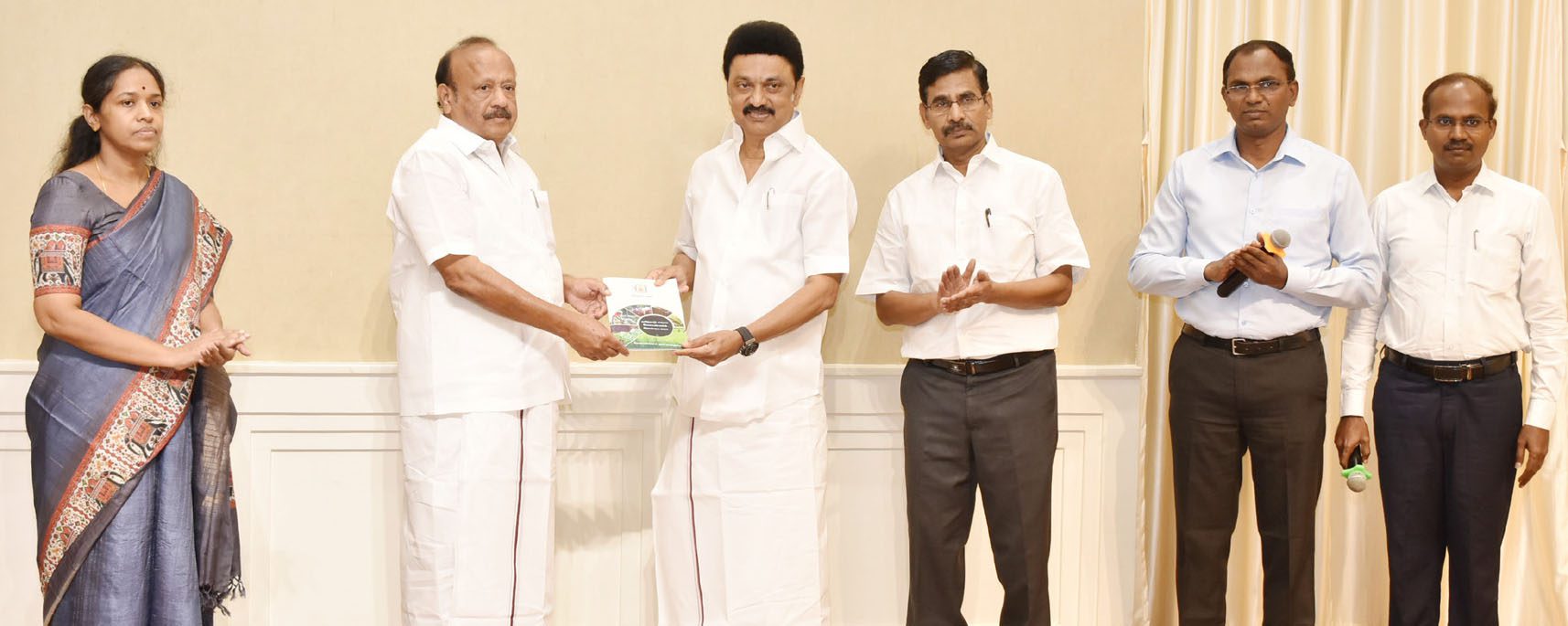 அரசியல்