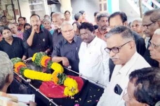 ஆசிரியர் அறிக்கை