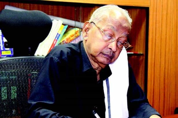 ஆசிரியர் விடையளிக்கிறார், ஞாயிறு மலர்