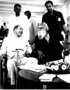ஞாயிறு மலர்