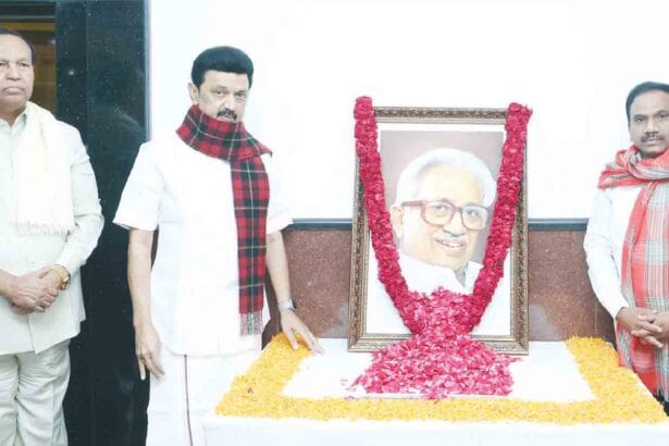 பேராசிரியர் க. அன்பழகன் பிறந்த நாள் - முதலமைச்சர் மு.க. ஸ்டாலின் மரியாதை தமிழ்நாடு
