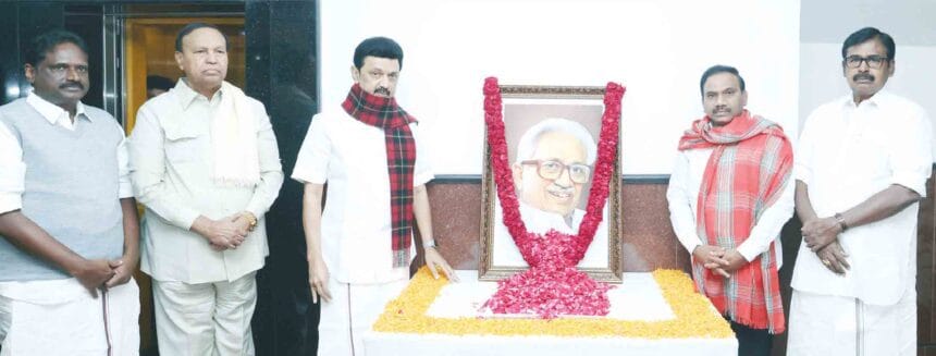 பேராசிரியர் க. அன்பழகன் பிறந்த நாள் - முதலமைச்சர் மு.க. ஸ்டாலின் மரியாதை தமிழ்நாடு